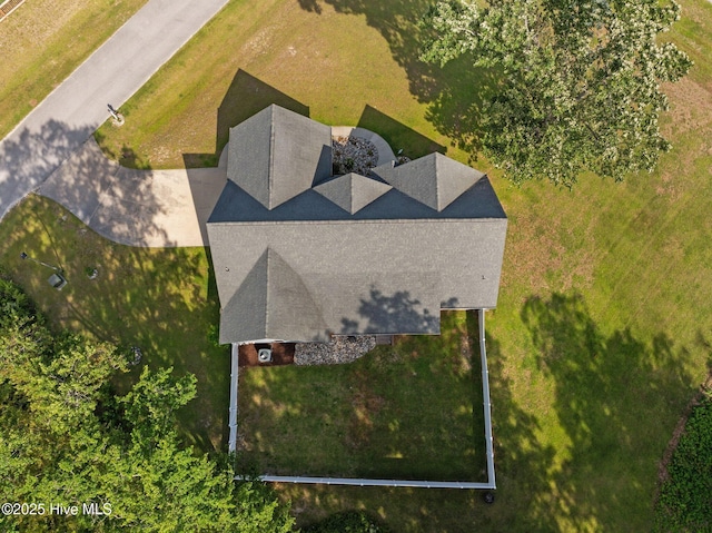 aerial view of property and surrounding area
