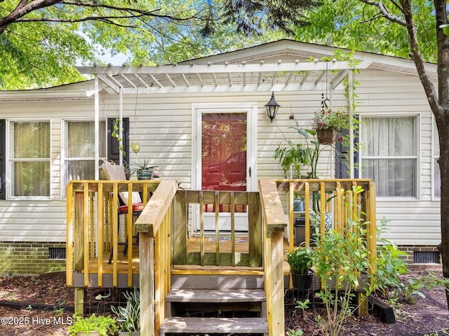 366 Ampersand Rd, Aberdeen, NC 28315 - view of wooden deck