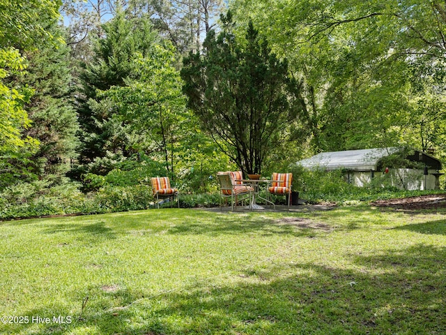 366 Ampersand Rd, Aberdeen, NC 28315 - view of green lawn
