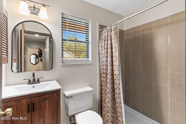 45 Fairway Dr, Shallotte, NC 28470 - full bathroom featuring toilet, a tile shower, and vanity