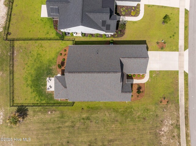 357 Spicer Lake Dr, Holly Ridge, NC 28445 - aerial view of property and surrounding area
