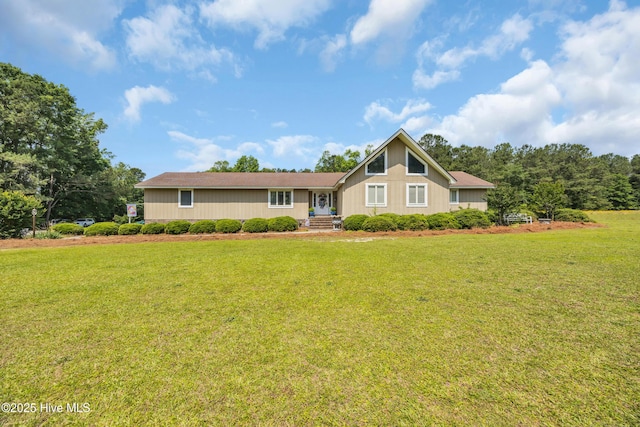view of front of house with a front yard