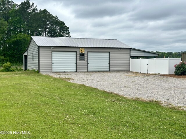 146 N Ravenwood Ln, Belhaven, NC 27810 - view of detached garage