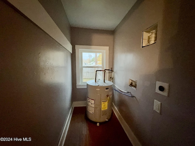 909 4th St, Elizabeth City, NC 27909 - utilities featuring electric water heater