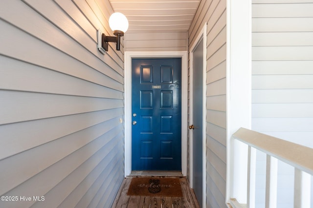view of property entrance