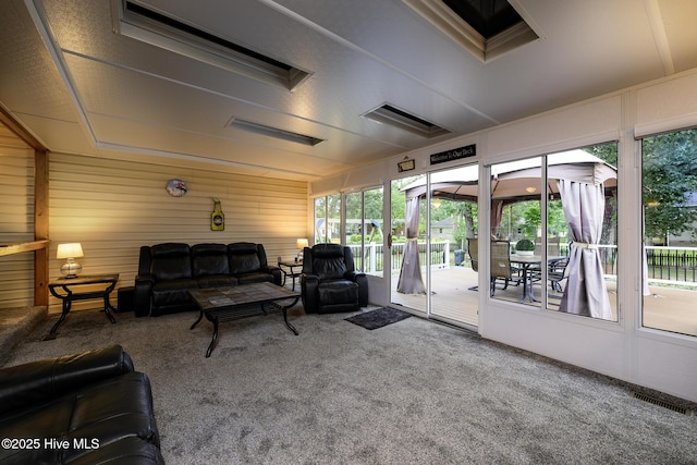 1992 Acorn Dr, New Bern, NC 28562 - view of carpeted living area