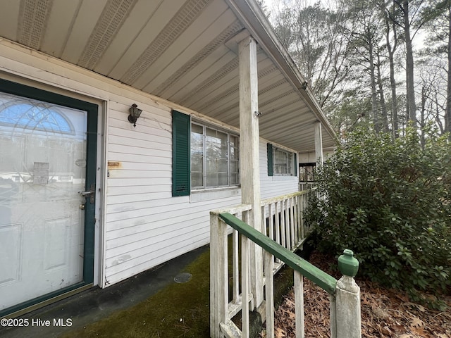 144 Shannonhouse Rd, Edenton, NC 27932 - entrance to property with a porch