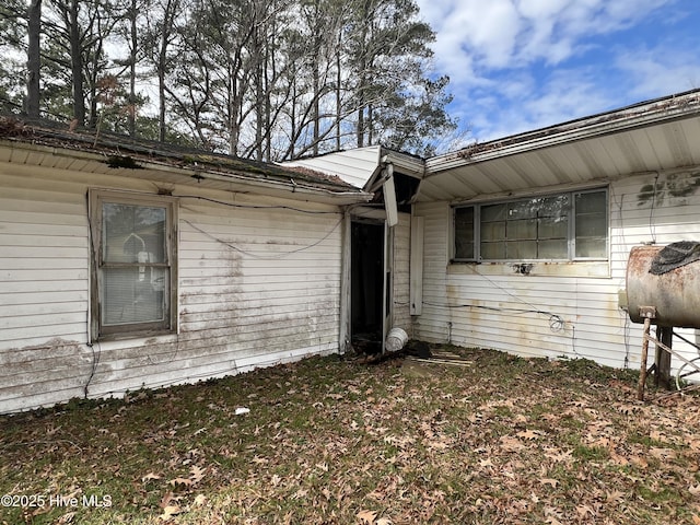 144 Shannonhouse Rd, Edenton, NC 27932 - property entrance with heating fuel