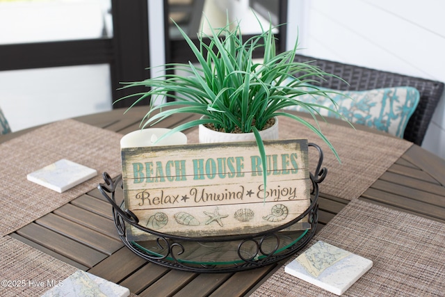 104 SE 32nd St, Oak Island, NC 28465 - detailed view