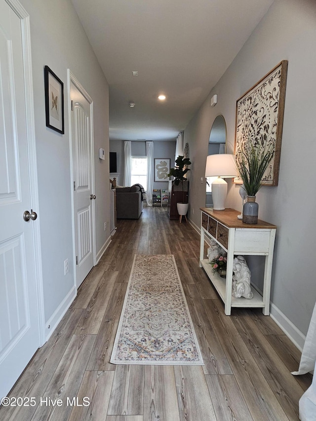 568 Transom Way, Sneads Ferry, NC 28460 - corridor with wood finished floors, baseboards, and recessed lighting
