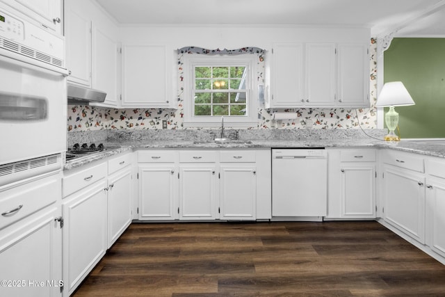 330 Breckenridge Dr, Wilmington, NC 28412 - kitchen featuring white appliances, a sink, white cabinetry, and crown molding