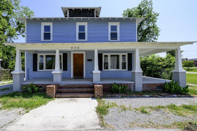 808 Green St, New Bern, NC 28560 - american foursquare style home with covered porch