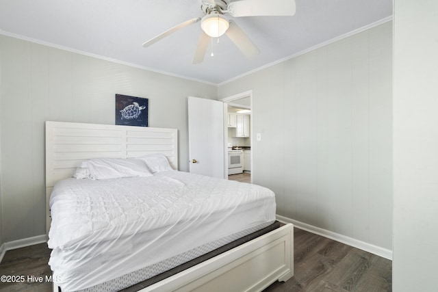 bedroom featuring dark wood-style flooring, crown molding, a ceiling fan, and baseboards