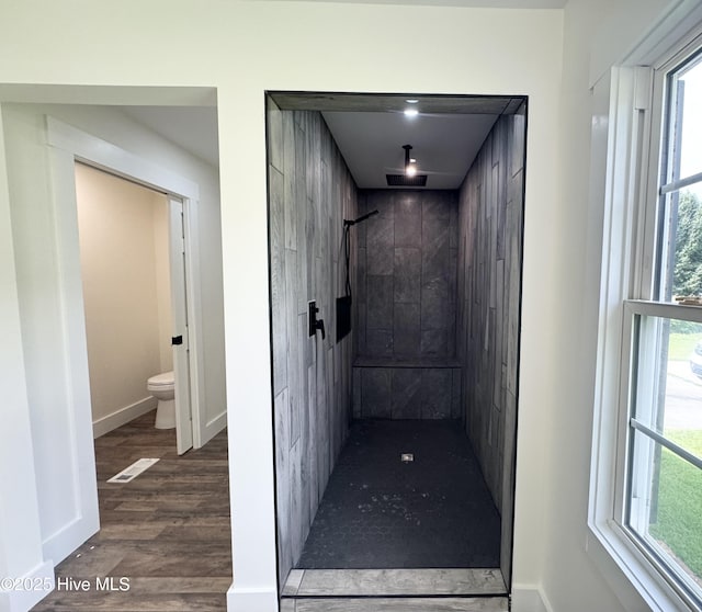 200 Colonial Ave, Clinton, NC 28328 - hall featuring wood finished floors and baseboards