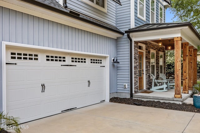 708 Cordgrass Rd, Hampstead, NC 28443 - garage featuring covered porch and driveway