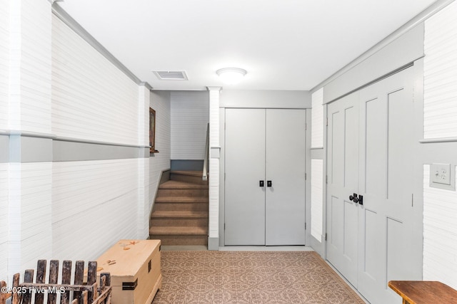 21 Sea Gull Trl, Bald Head Island, NC 28461 - corridor featuring stairway