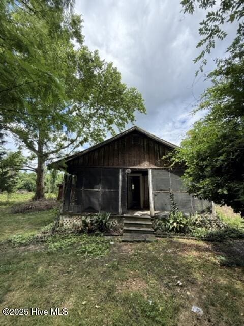 view of outdoor structure