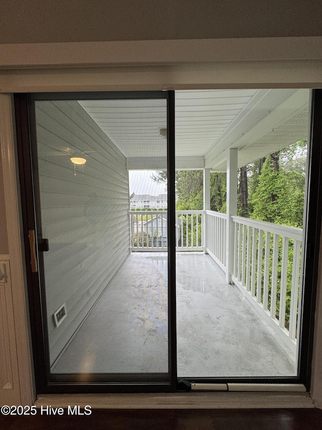 126 W Victoria Ct Unit D, Greenville, NC 27834 - view of patio
