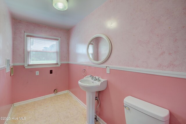 15554 US Highway 421, Burgaw, NC 28425 - bathroom featuring toilet