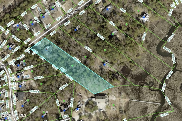 221 Quail Ridge Rd, Wilmington, NC 28409 - aerial map of property and surrounding area featuring property boundaries highlighted