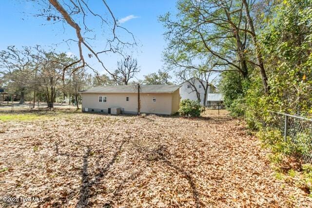 660 Beachview Dr SE, Bolivia, NC 28422 - view of yard with fence