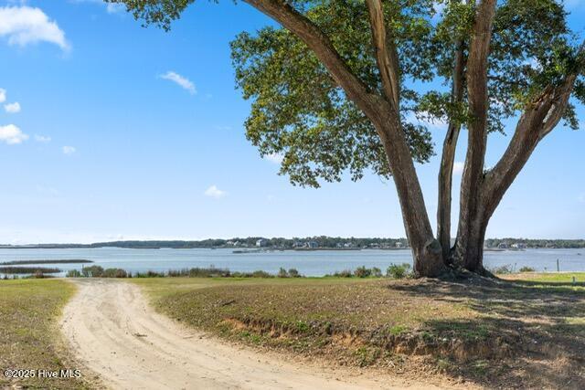 660 Beachview Dr SE, Bolivia, NC 28422 - water view