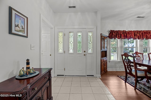 6112 Horton Rd, Oriental, NC 28571 - entrance foyer with light tile patterned floors