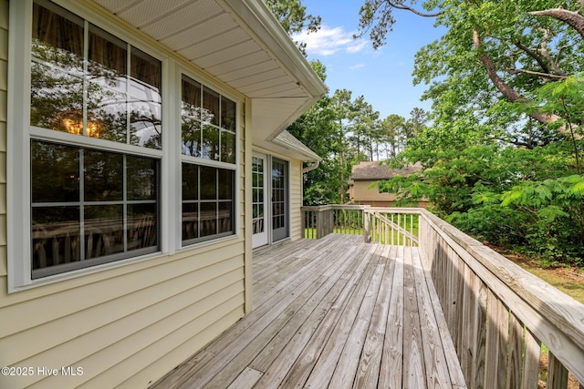 6112 Horton Rd, Oriental, NC 28571 - view of deck