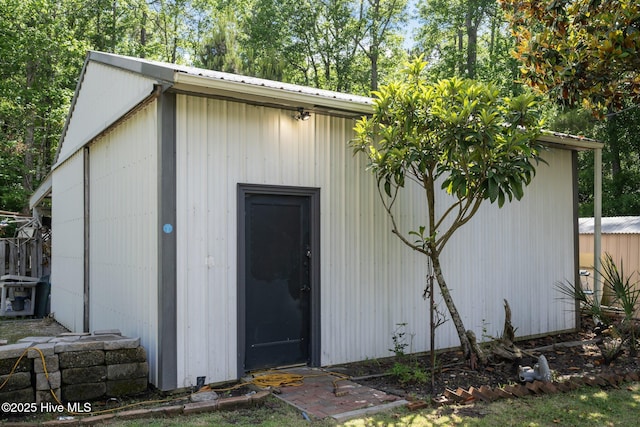 270 N Jenkins St, Holly Ridge, NC 28445 - view of outdoor structure with an outdoor structure