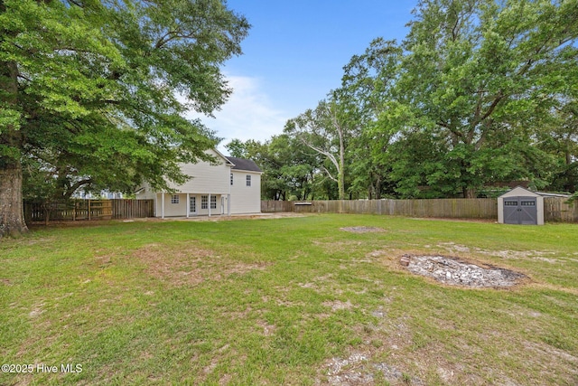 105 E Seabird Ct, Sneads Ferry, NC 28460 - view of yard featuring french doors and a patio