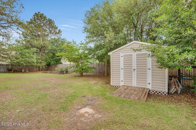 1177 Roberts Rd, Newport, NC 28570 - view of yard featuring a storage unit and an outdoor structure