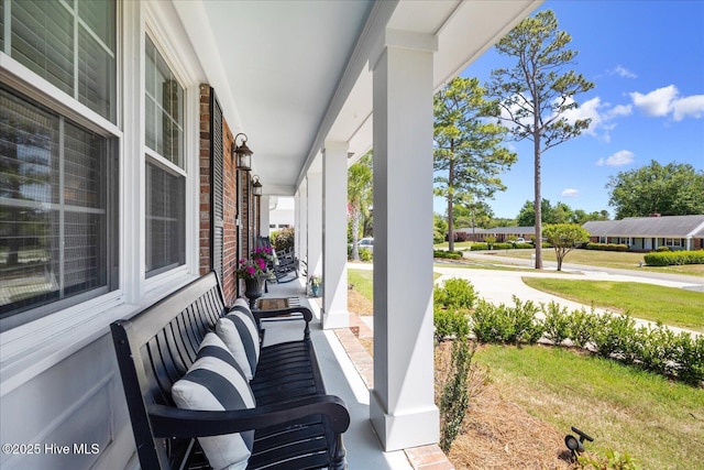125 Windemere Rd, Wilmington, NC 28405 - view of covered porch