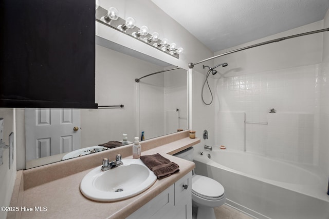 133 Moses Griffin Ln, New Bern, NC 28562 - bathroom with toilet, vanity, and bathing tub / shower combination