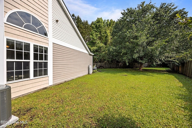 133 Moses Griffin Ln, New Bern, NC 28562 - view of yard with central AC unit