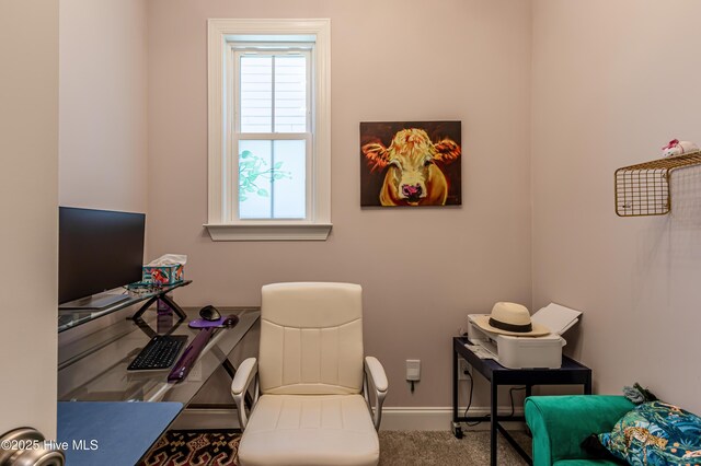 90 N Lamplighters Walk, Hampstead, NC 28443 - living area featuring a desk and baseboards