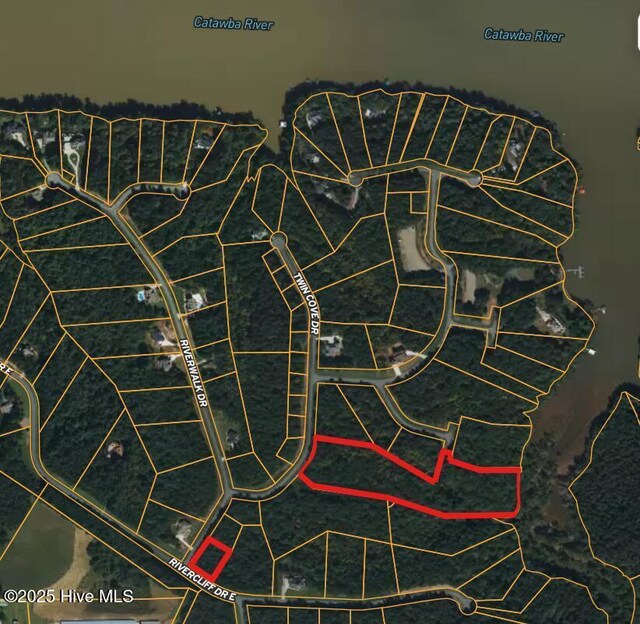 106 Twin Cove Dr, Connelly Springs, NC 28612
