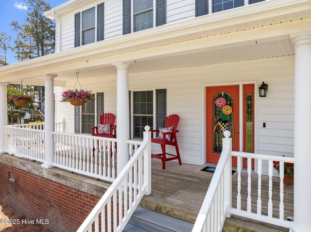 859 Old Pamlico Beach Rd W, Belhaven, NC 27810 - doorway to property featuring a porch