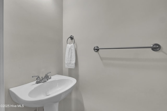 1306 Wakefield Ct, Winnabow, NC 28479 - bathroom with a sink
