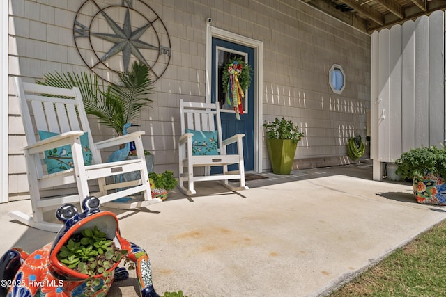 9089 W 9th St, Surf City, NC 28445 - entrance to property featuring a patio area