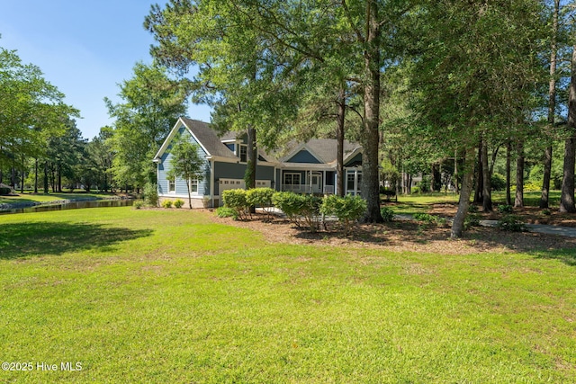 244 Red Fox Run Dr, Wallace, NC 28466 - view of front of house with a front lawn