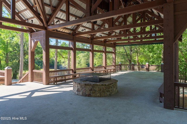 244 Red Fox Run Dr, Wallace, NC 28466 - sunroom featuring vaulted ceiling