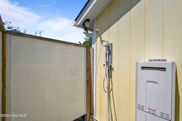 120 NW 19th St, Oak Island, NC 28465 - exterior view