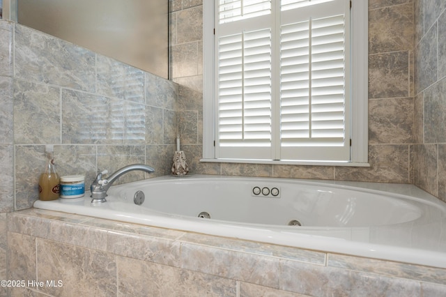 482 Riverwood Dr SE, Bolivia, NC 28422 - full bathroom featuring a tub with jets