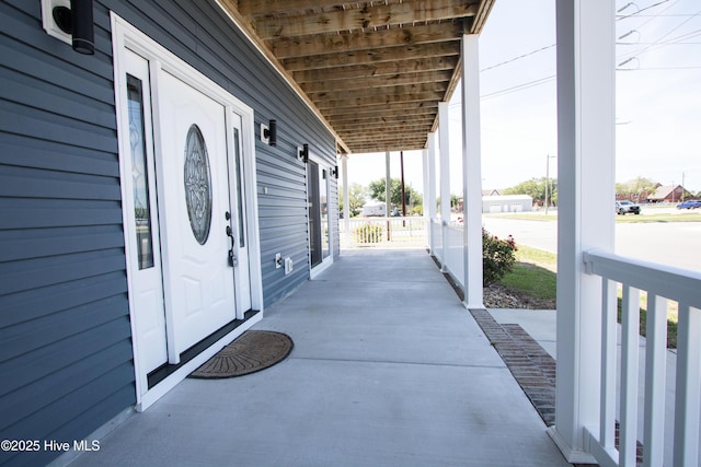 302 N 16th St, Morehead City, NC 28557 - view of exterior entry with covered porch