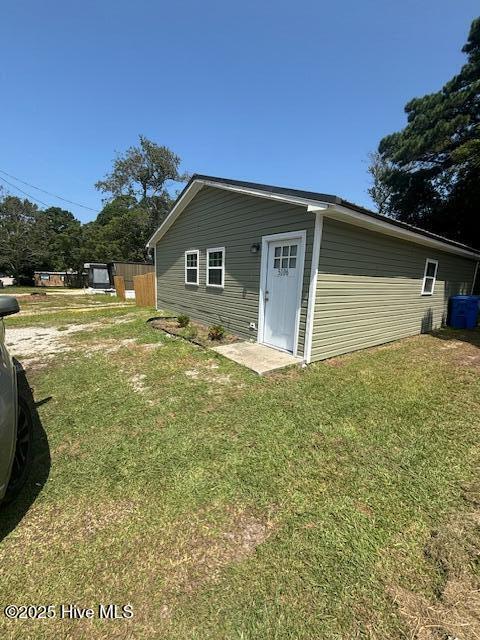 5106 Hodge St, Fayetteville, NC 28303 - exterior space