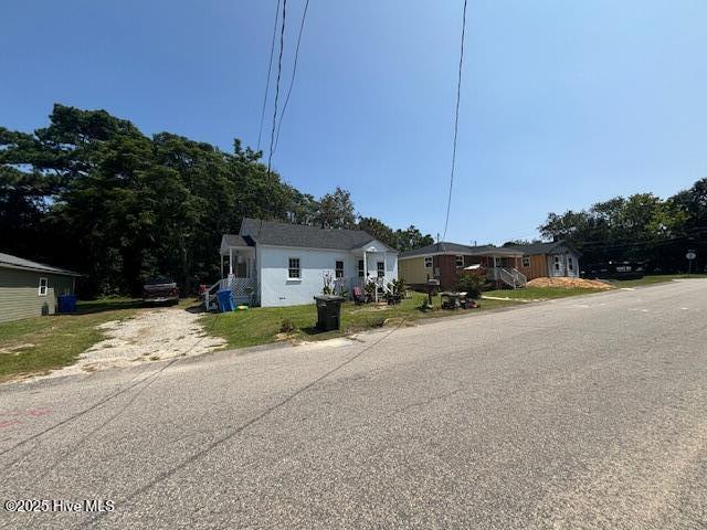 5106 Hodge St, Fayetteville, NC 28303 - view of bungalow-style house