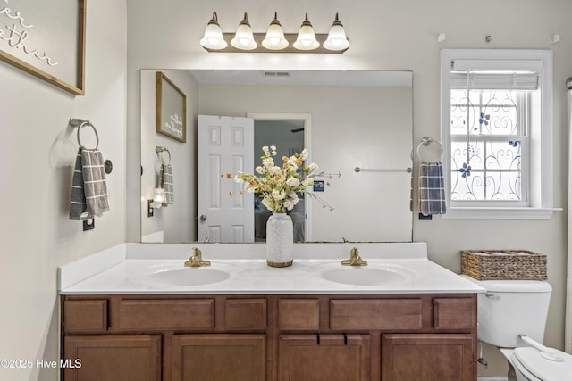 112 Silver Queen Ln, Richlands, NC 28574 - full bathroom with toilet and double vanity