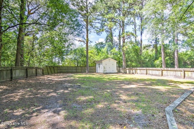2428 Tram Rd, New Bern, NC 28562 - view of fenced backyard