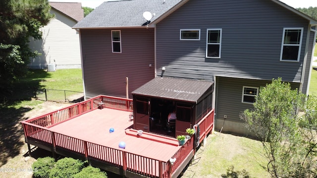 44 Nassau Ct, Clayton, NC 27520 - rear view of property featuring a deck