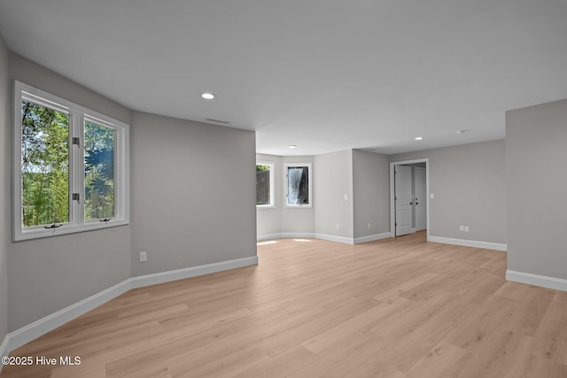 101 Marshview Rd, Hampstead, NC 28443 - unfurnished room featuring recessed lighting, light wood-style flooring, and baseboards